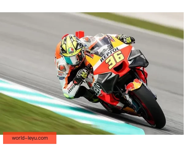 MotoGP赛场风云再起顶级车手争冠格局生变引发热议全球车坛震动