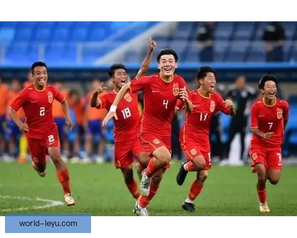 中国男足新赛季备战全面升级 多名年轻球员迎首次亮相机会