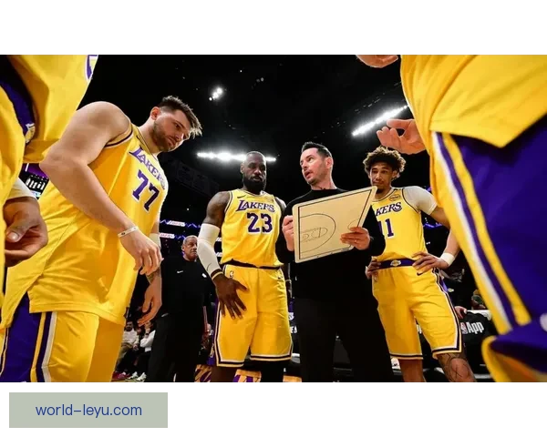 湖人勇士焦点对决掀起季后赛格局全新变数与悬念联盟争冠形势再升级